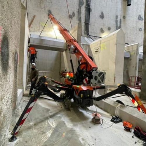 Location de grue araignée 93