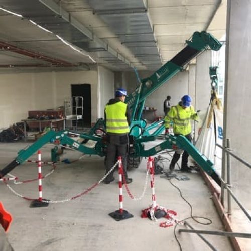 Location de grue araignée 94